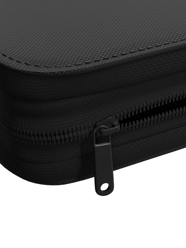 Collector's Series 4 Pocket Zip Binder - Black